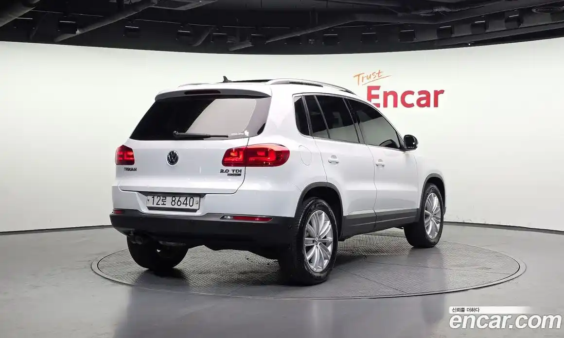 Volkswagen Tiguan 2016 2.0 гидро в Москве № 1693422, фото 2