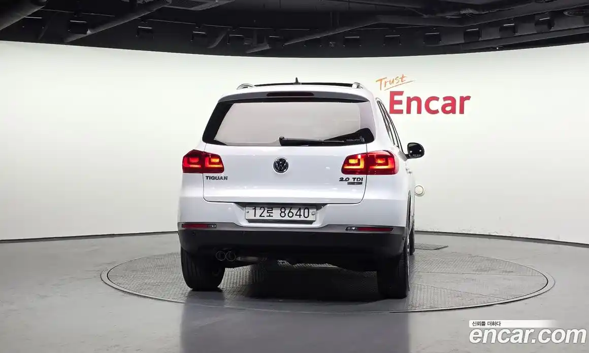 Volkswagen Tiguan 2016 2.0 гидро в Москве № 1693422, фото 4