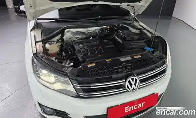 Volkswagen Tiguan 2016 2.0 гидро в Москве № 1693422, миниатюра 6