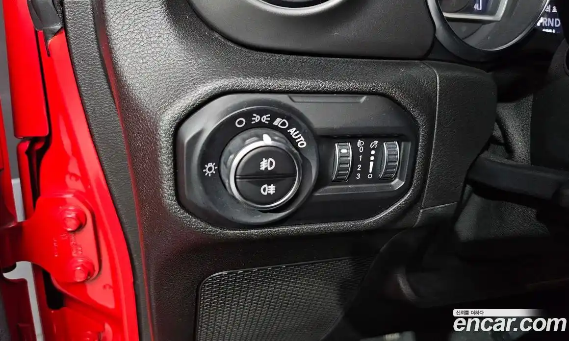 Jeep Wrangler 2019 2.0 гидро в Москве № 169343, фото 19