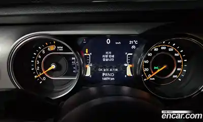 Jeep Wrangler 2019 2.0 гидро в Москве № 169343, миниатюра 8