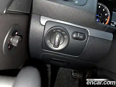 Volkswagen Scirocco 2013 2.0 гидро в Москве № 1693574, миниатюра 12