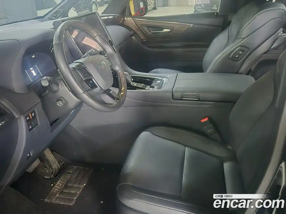 Toyota Alphard 2024 2.5 гидро в Москве № 1695694, фото 5