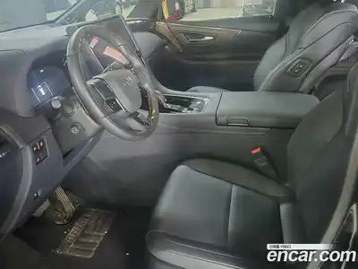 Toyota Alphard 2024 2.5 гидро в Москве № 1695694, миниатюра 5