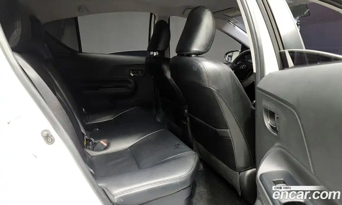 Toyota Prius 2018 1.5 гидро в Москве № 1695846, фото 12