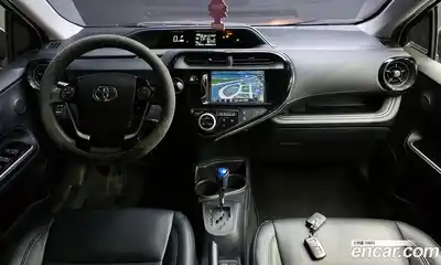 Toyota Prius 2018 1.5 гидро в Москве № 1695846, миниатюра 7
