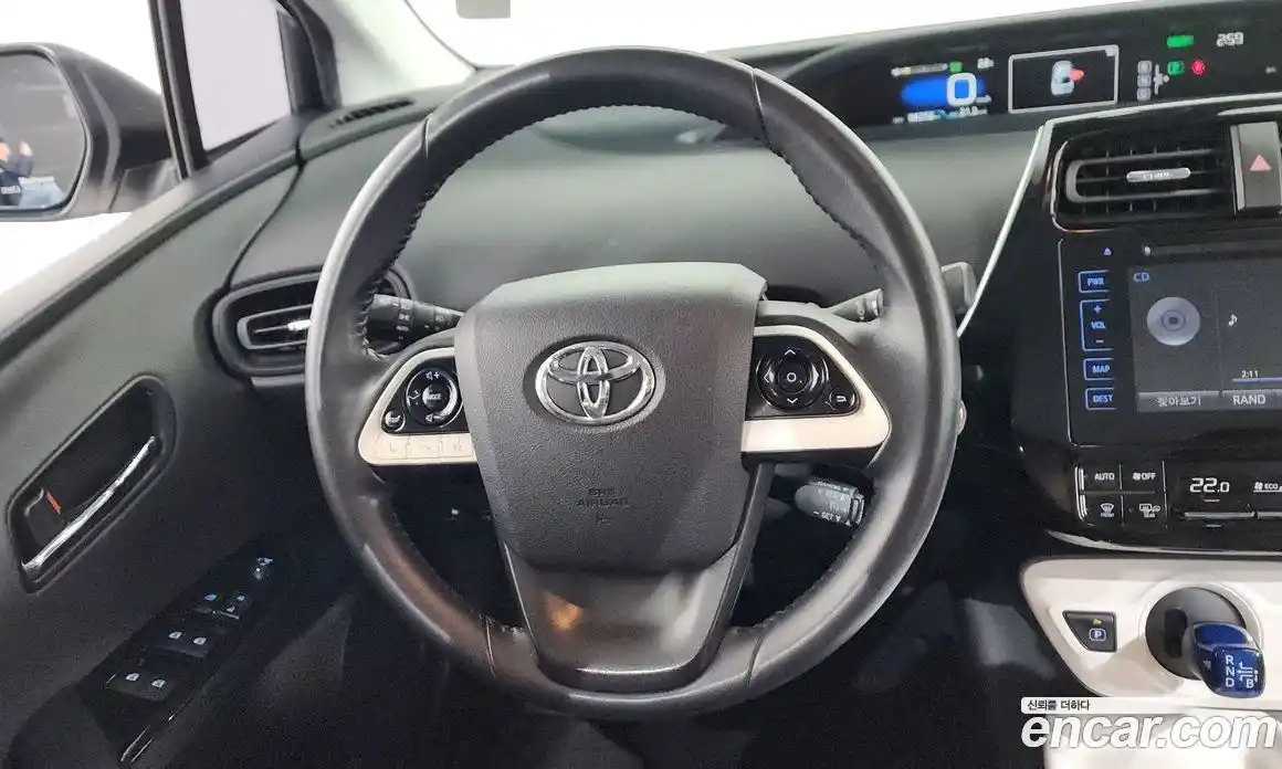 Toyota Prius 2016 1.8 гидро в Москве № 1695855, фото 12