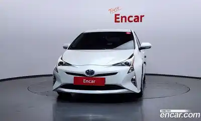 Toyota Prius 2016 1.8 гидро в Москве № 1695855, миниатюра 3
