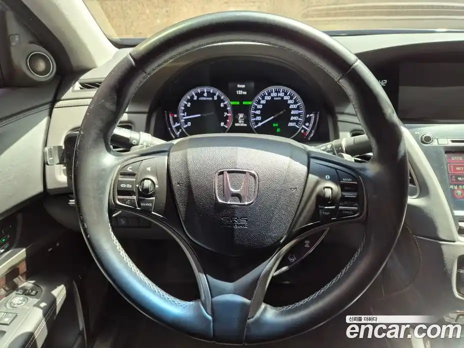 Honda Legend 2015 3.5 гидро в Москве № 1696424, фото 10