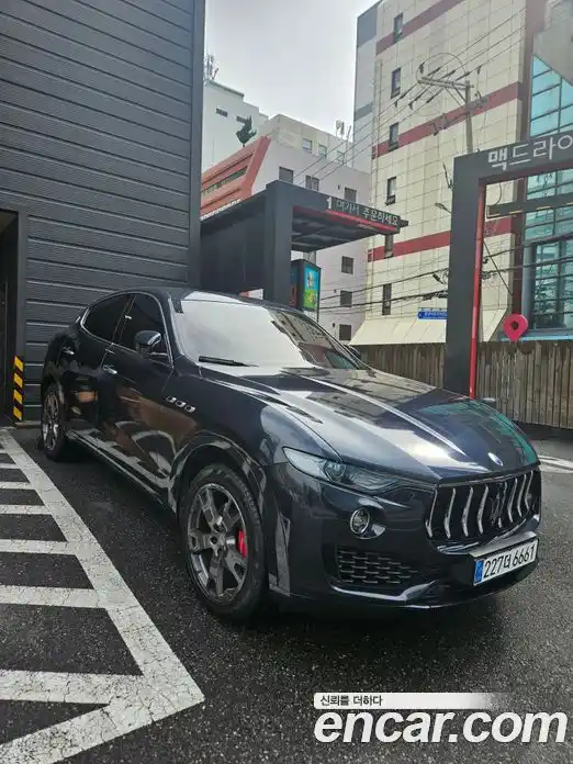 Maserati Levante 2018 3.0 гидро, фото 3