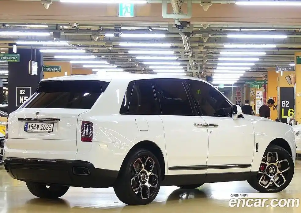 Rolls-Royce Cullinan 2023 6.7 гидро в Москве № 1700038, фото 3