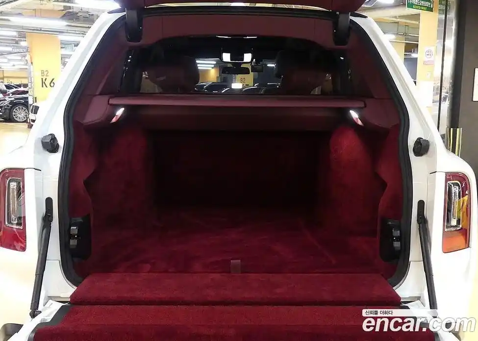 Rolls-Royce Cullinan 2023 6.7 гидро в Москве № 1700038, фото 10