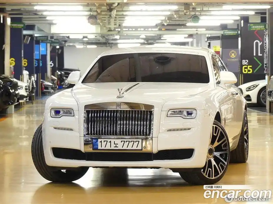 Rolls-Royce Ghost 2017 6.6 гидро в Москве № 1700047, фото 3