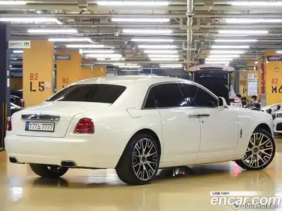Rolls-Royce Ghost 2017 6.6 гидро в Москве № 1700047, миниатюра 4