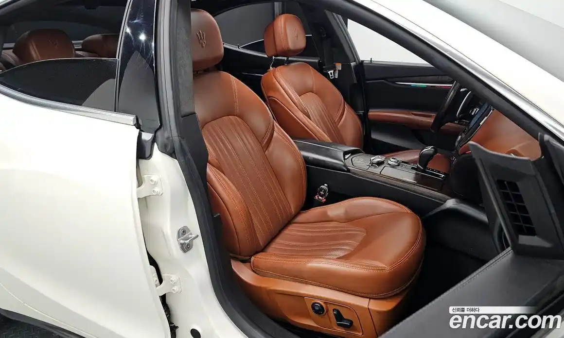 Maserati Ghibli 2017 3.0 гидро, фото 10