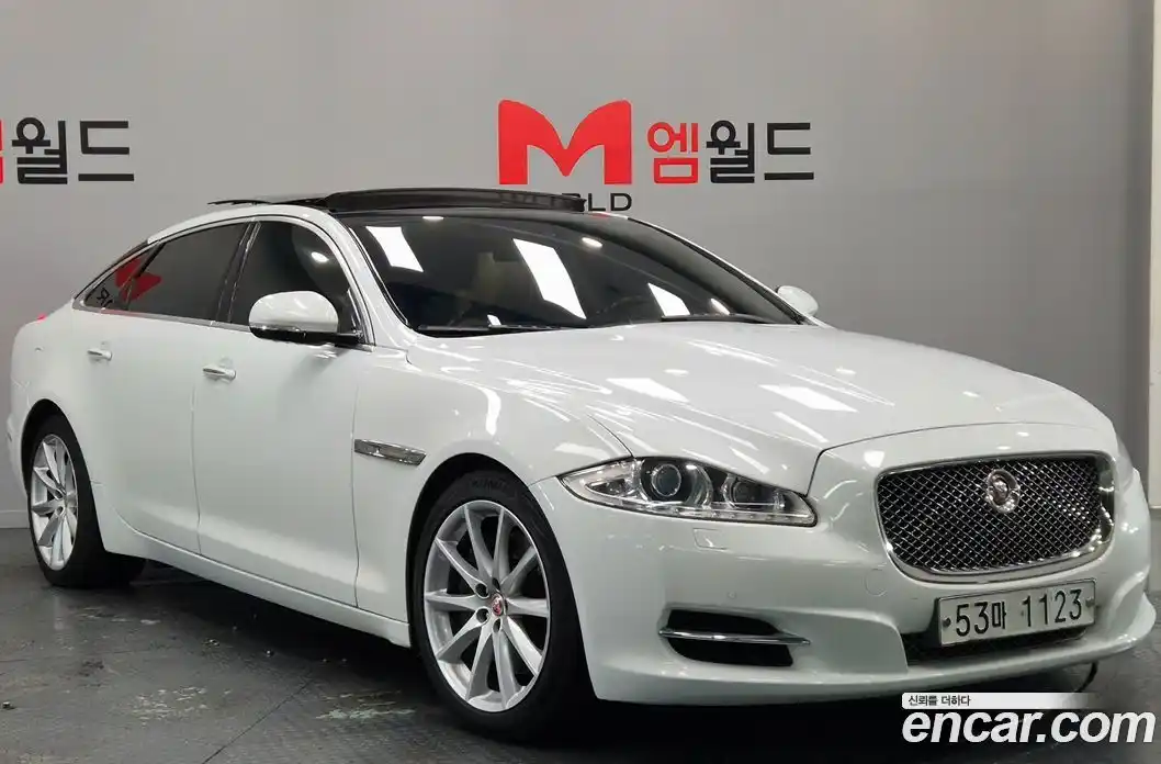 Jaguar XJ 2014 3.0 гидро в Москве № 305208, фото 2