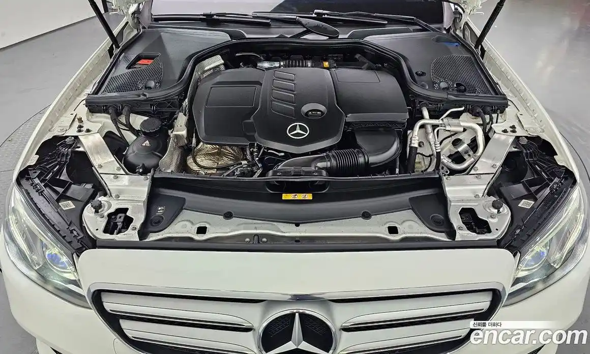 Mercedes-Benz E-Class 2018 1.9 гидро в Москве № 543644, фото 6