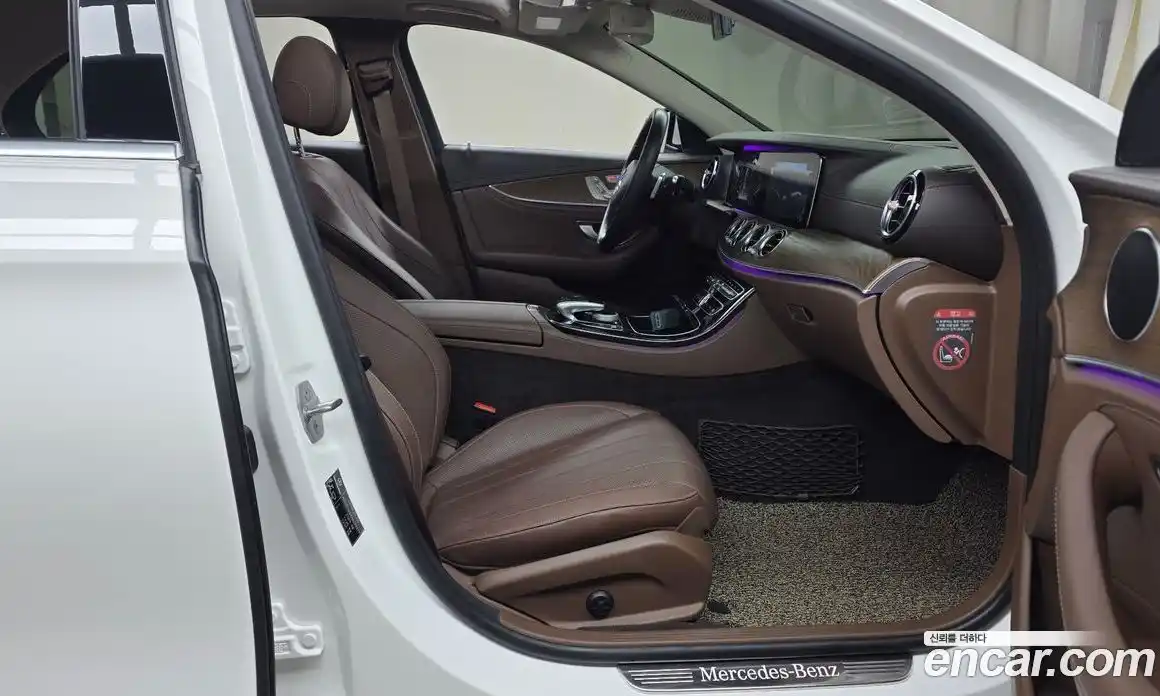 Mercedes-Benz E-Class 2017 2.0 гидро в Москве № 822954, фото 11
