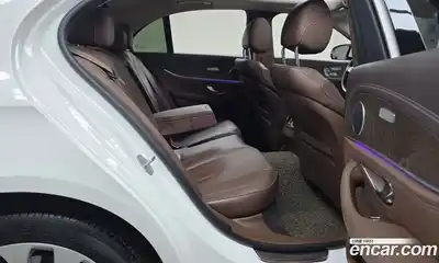 Mercedes-Benz E-Class 2017 2.0 гидро в Москве № 822954, миниатюра 12