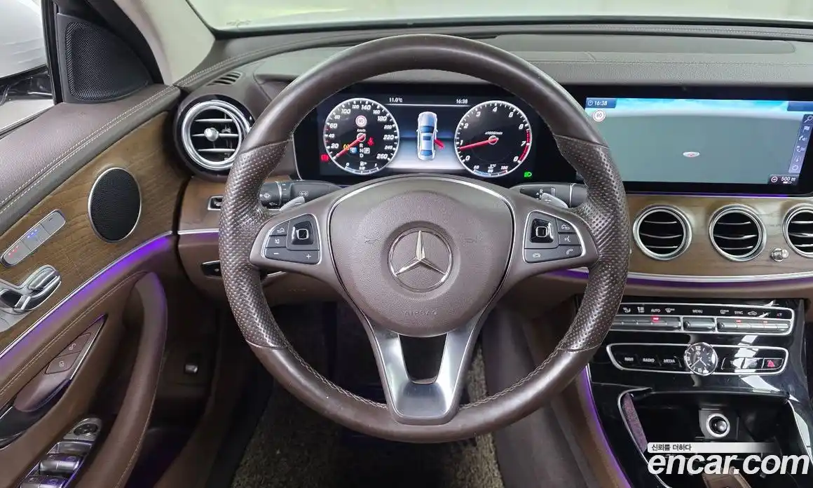 Mercedes-Benz E-Class 2017 2.0 гидро в Москве № 822954, фото 13