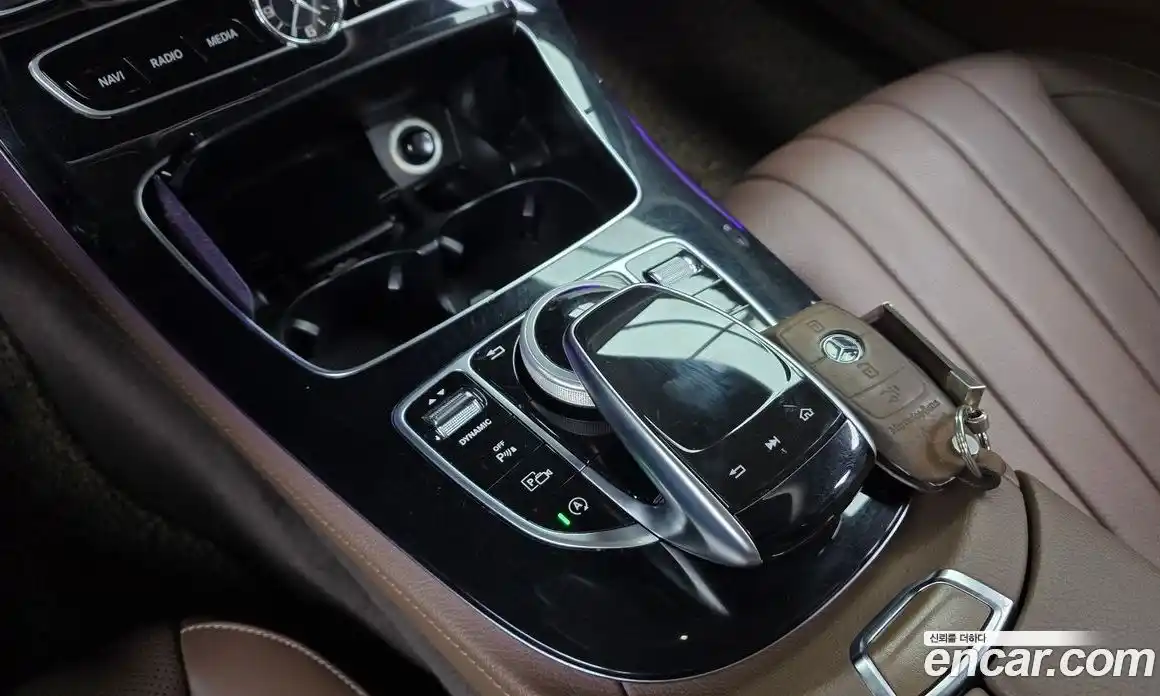 Mercedes-Benz E-Class 2017 2.0 гидро в Москве № 822954, фото 9