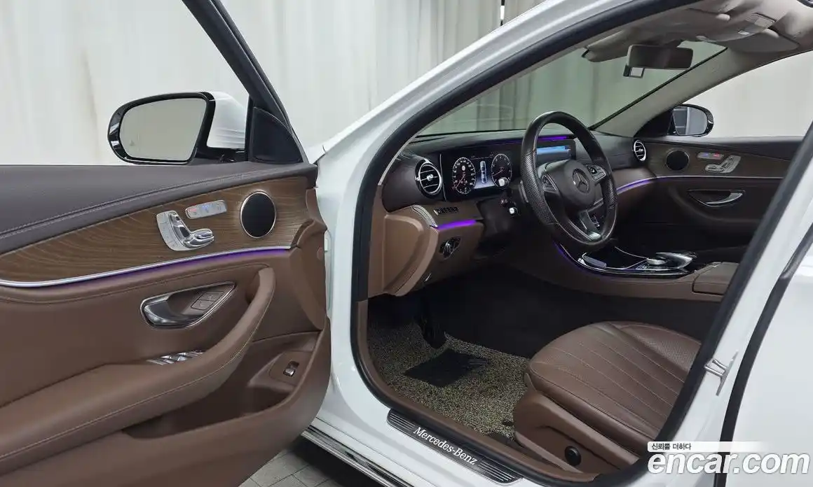 Mercedes-Benz E-Class 2017 2.0 гидро в Москве № 822954, фото 10