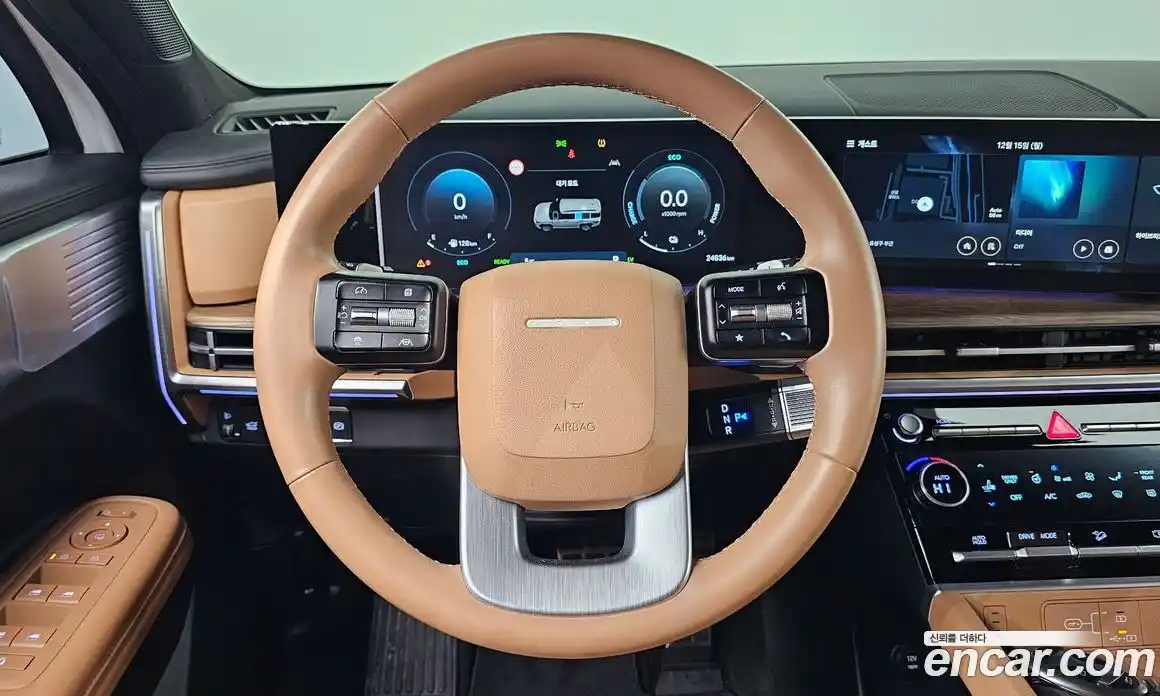 Hyundai Santa Fe 2024 1.6 гидро в Москве № 109306, фото 15