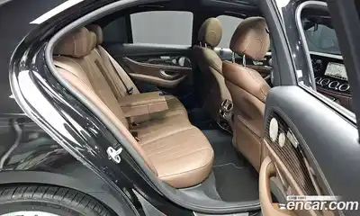 Mercedes-Benz E-Class 2021 3.0 гидро в Москве № 1132040, миниатюра 12