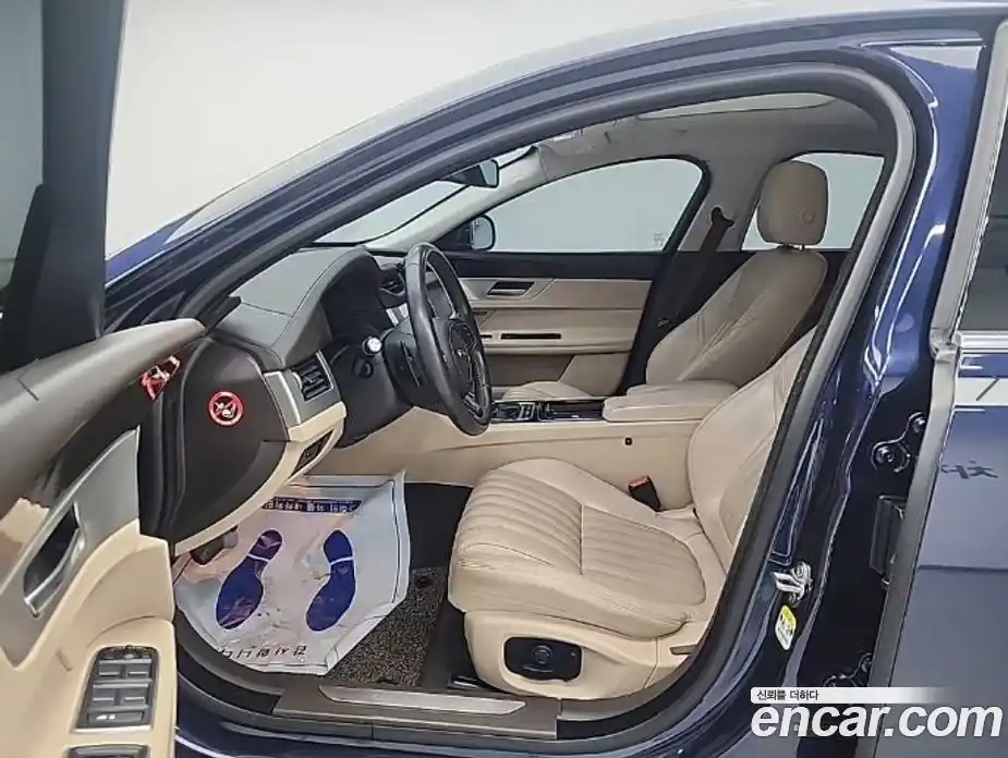 Jaguar XF 2017 2.0 гидро в Москве № 1423073, фото 11