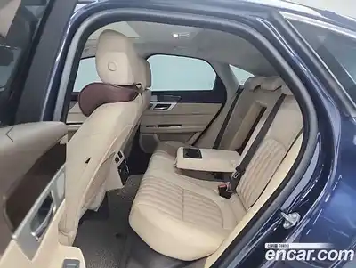 Jaguar XF 2017 2.0 гидро в Москве № 1423073, миниатюра 12