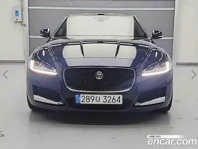 Jaguar XF 2017 2.0 гидро в Москве № 1423073, миниатюра 2
