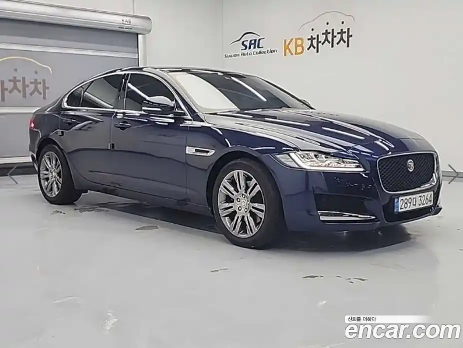 Jaguar XF 2017 2.0 гидро в Москве № 1423073, фото 4