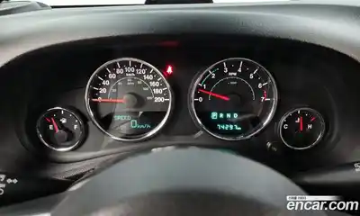 Jeep Wrangler 2017 3.6 гидро в Москве № 145599, миниатюра 8