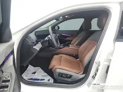 BMW 5-Series 2025 2.0 гидро в Москве № 1616210, миниатюра 11