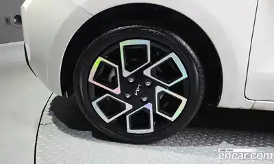 Kia Ray 2023 1.0 гидро в Москве № 1684985, миниатюра 5