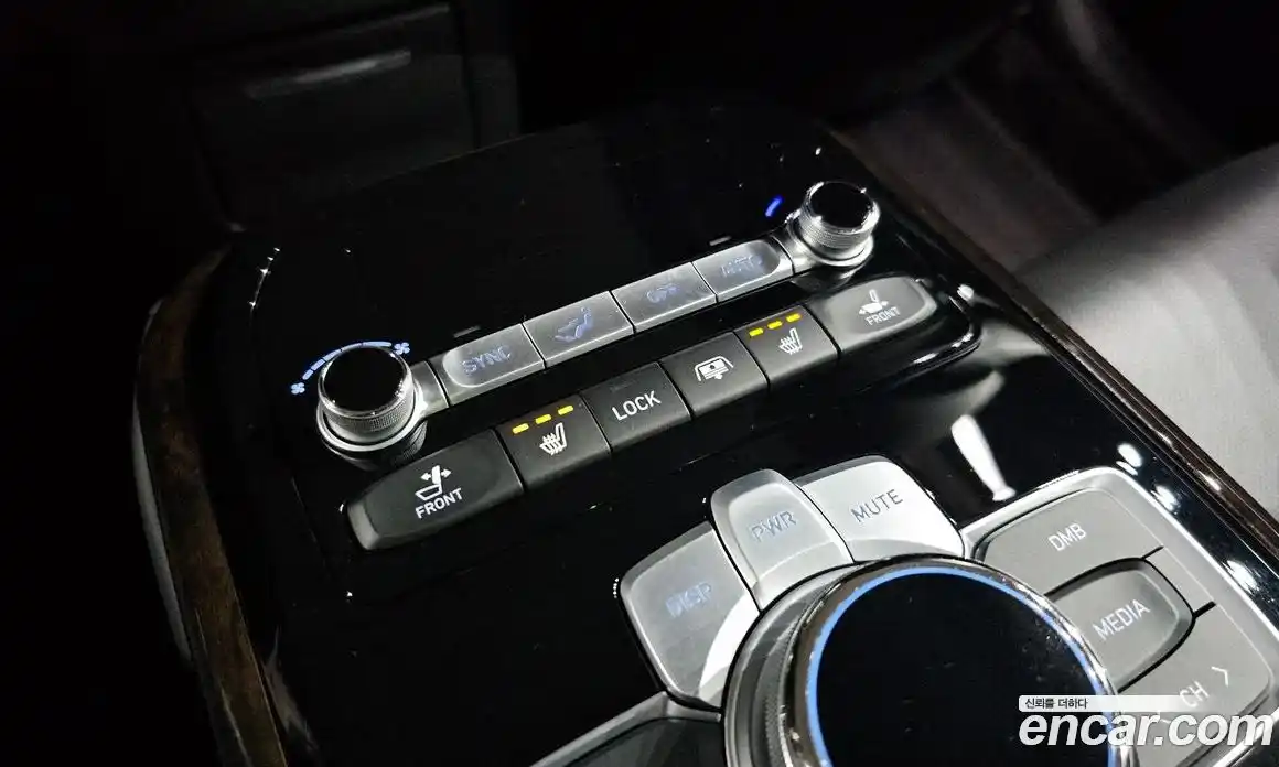 Genesis G90 2020 3.8 гидро в Москве № 1685288, фото 19