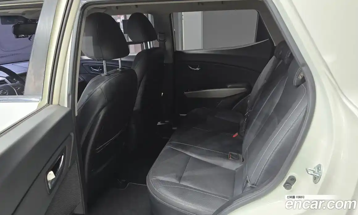 SsangYong TIBOLI 2016 1.6 гидро в Москве № 1685995, фото 11