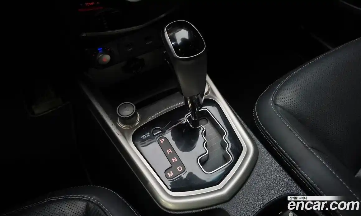 SsangYong TIBOLI 2016 1.6 гидро в Москве № 1685995, фото 9