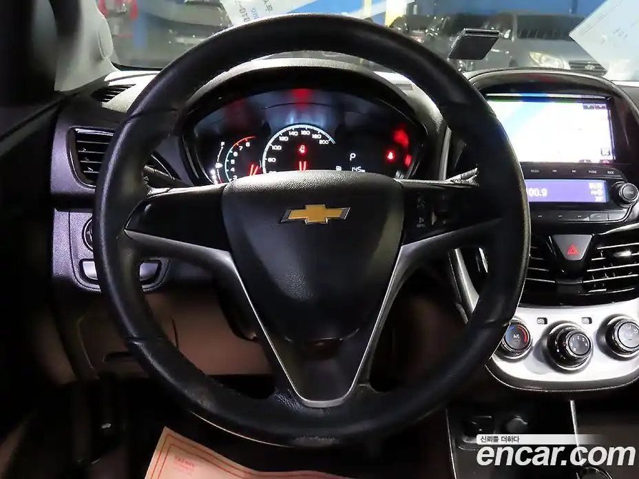 Chevrolet Spark 2016 1.0 гидро в Москве № 1687919, фото 10