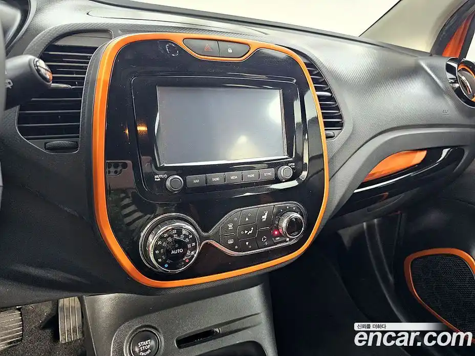 Renault QM3 2014 1.5 гидро в Москве № 1688751, фото 16