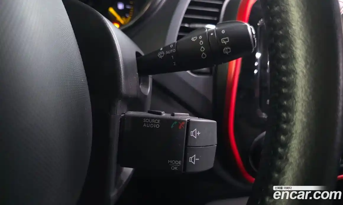 Renault QM3 2015 1.5 гидро в Москве № 1689015, фото 18