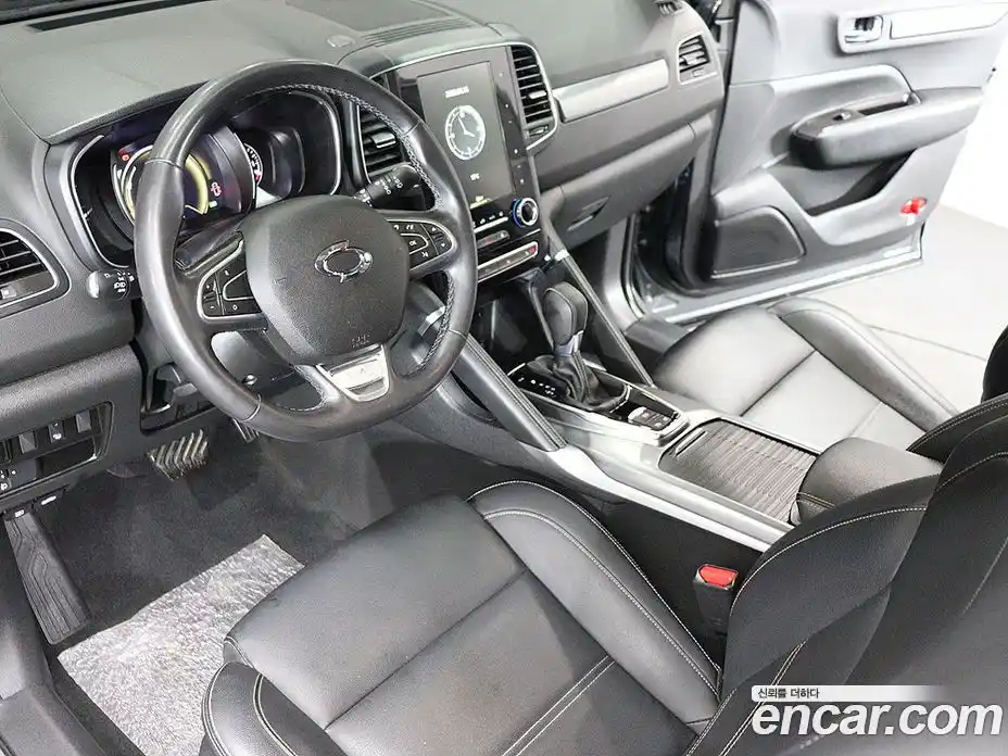 Renault QM6 2020 2.0 гидро в Москве № 1689134, фото 17