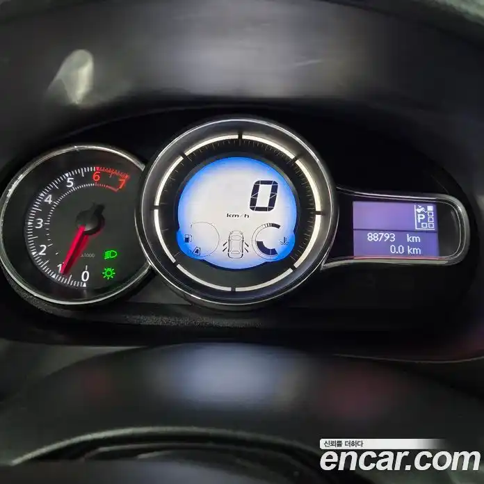 Renault SM3 2014 1.6 гидро в Москве № 1689155, фото 14