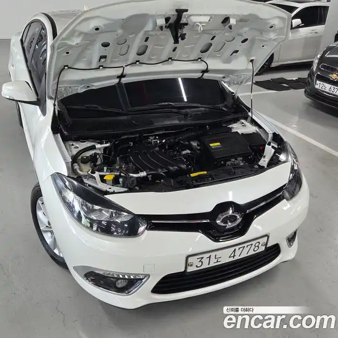 Renault SM3 2014 1.6 гидро в Москве № 1689155, фото 5
