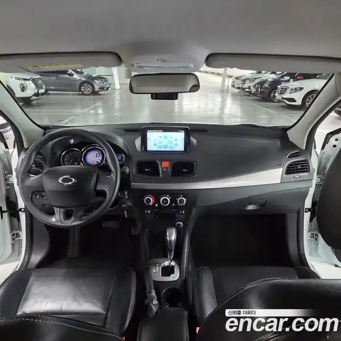 Renault SM3 2014 1.6 гидро в Москве № 1689155, фото 7