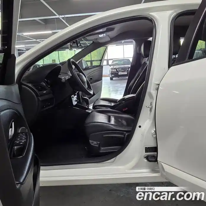 Renault SM3 2014 1.6 гидро в Москве № 1689155, фото 8