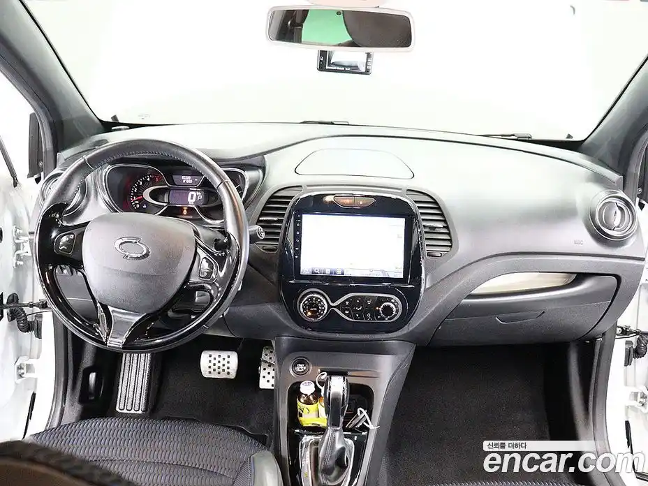 Renault QM3 2016 1.5 гидро в Москве № 1689177, фото 14