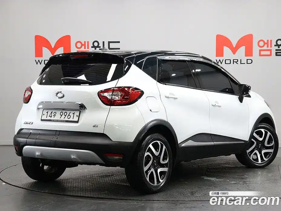 Renault QM3 2016 1.5 гидро в Москве № 1689177, фото 3