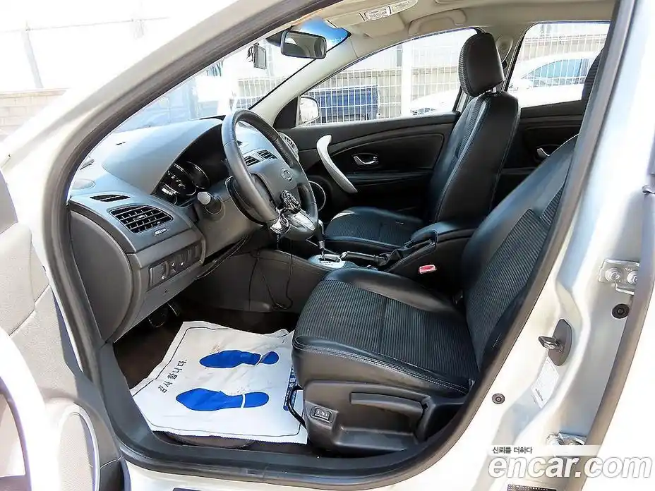 Renault SM3 2012 1.6 гидро в Москве № 1689340, фото 5