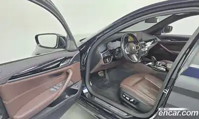 BMW 5-Series 2022 2.0 гидро в Москве № 1689722, миниатюра 10
